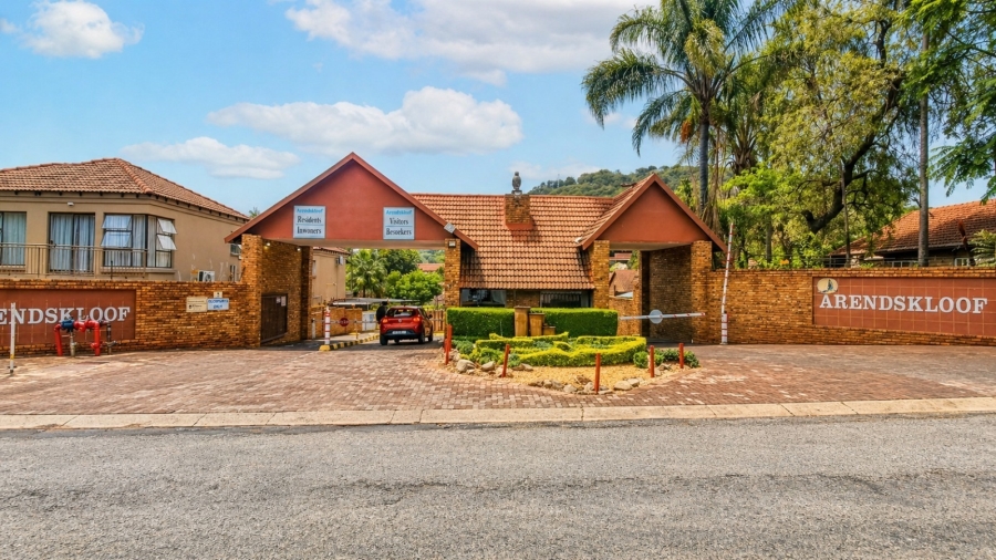 2 Bedroom Property for Sale in Safari Gardens North West